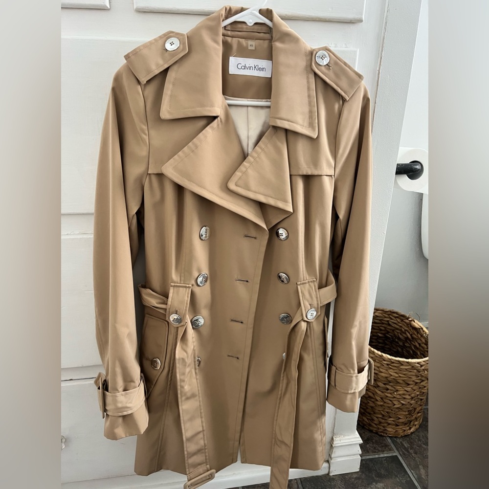 Selling XS Calvin Klein Trench Coat